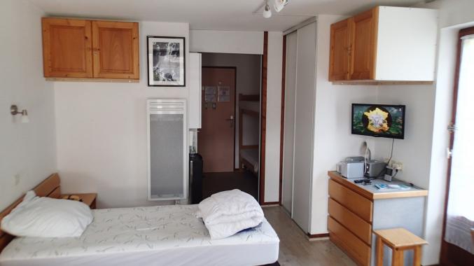 Idéal pour cure ou vacances à Brides: Studio 2* pour 4 pers.