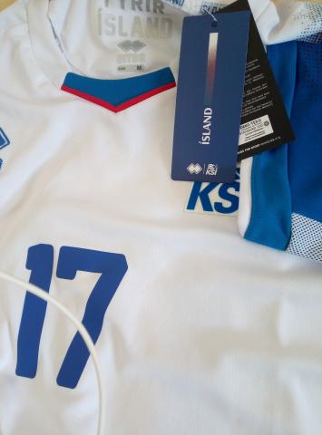Maillot foot Iceland neuf