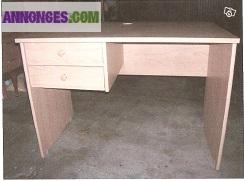 Bureaux tres bon etat etager petit table
