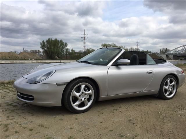 Porsche - 911 Cabriolet - 2000