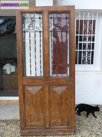 Porte ancienne en bois de chêne