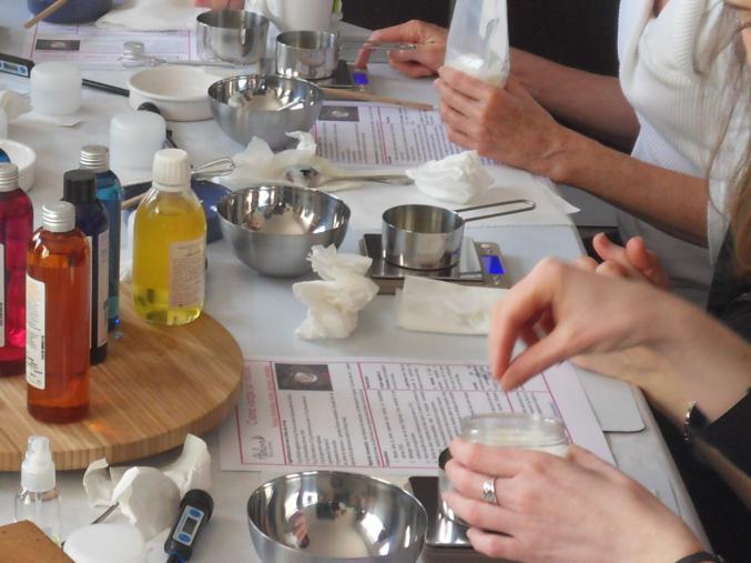 ATELIER JE FABRIQUE MON ROUGE A LÈVRES BIO : Jeudi 24/09/15 de 18h00 à 19h15 à Nantes