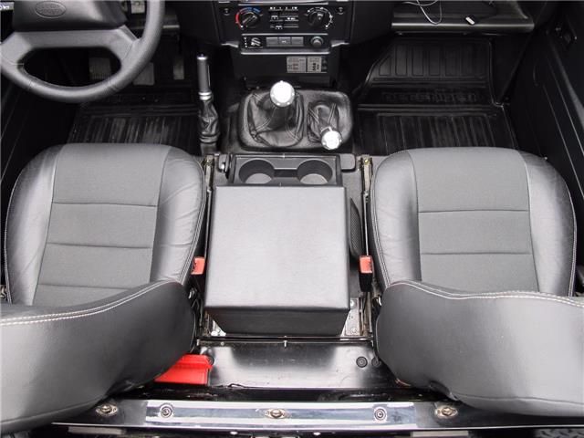 Land Rover Defender 90 SOFT