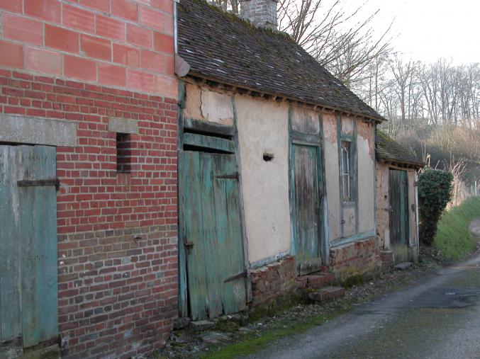 Maison avec terrain 2200m
