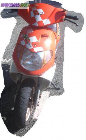 Scooter Daelim S-Five