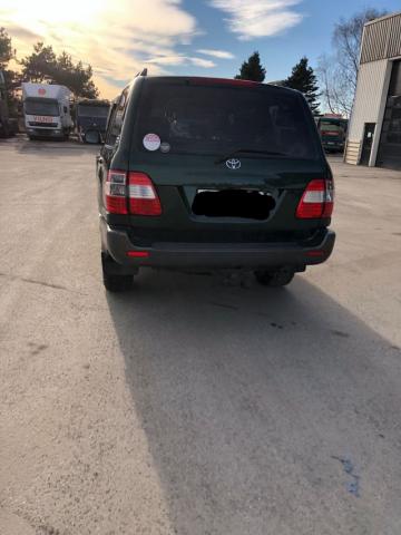 TOYOTA LAND CRUISER