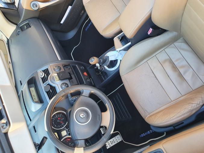 Renault megane 2 CC impeccable 