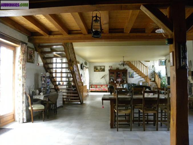 Maison de campagne avec 8ha