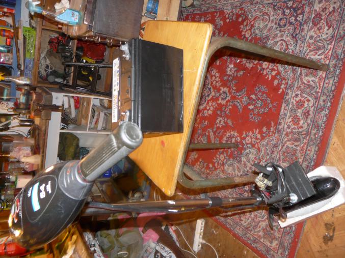 Moteur bateaux électrique et sa batterie