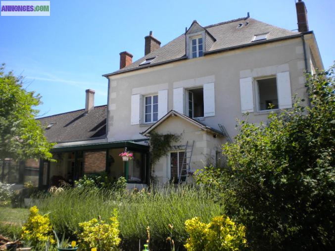 Maison bourgeoise et ses dépendances