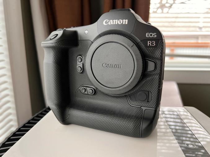 Canon EOS R3