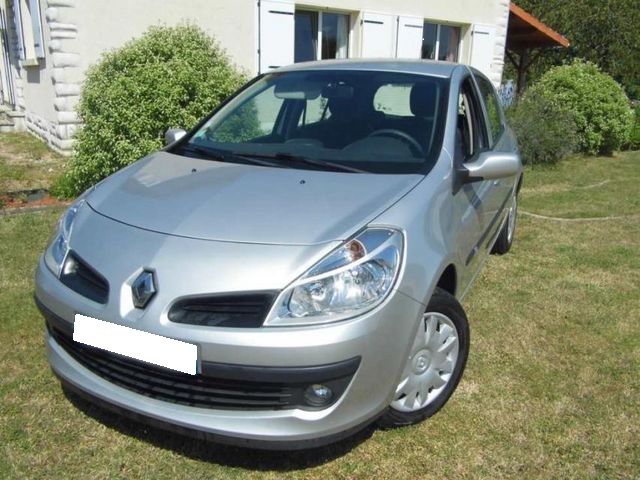 Renault Clio iii 1.5 dci 70 extreme fonce clim 5p