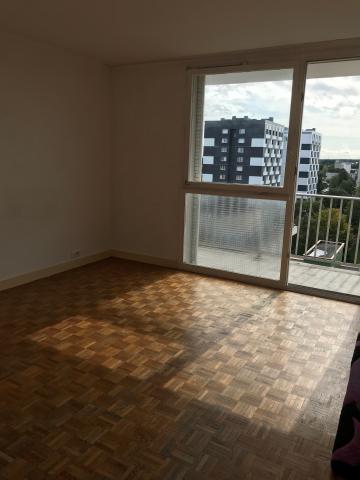 F4 lumineux, refait à neuf