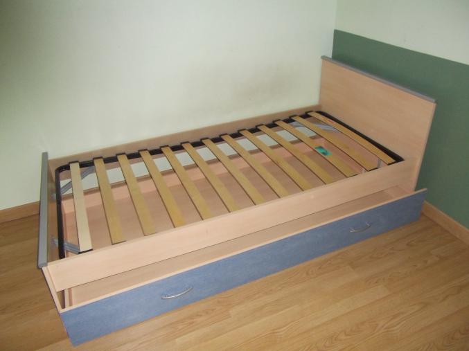 Vends lit 1 personne