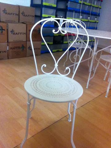 Salon de jardin en fer forgée