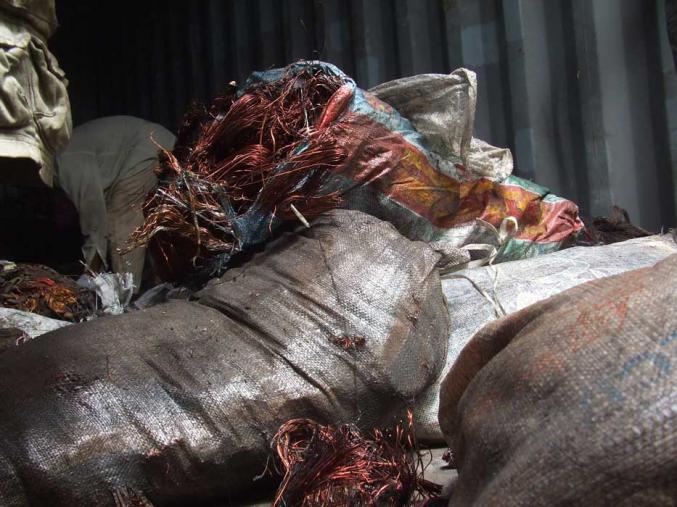 Liquidation des tonnes de cuivre