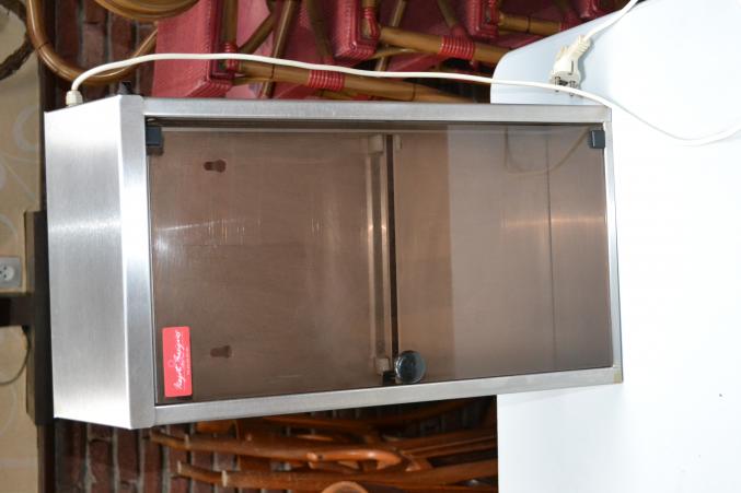 Amoire decontamination couteaux