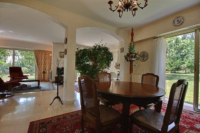 Villa en position dominante