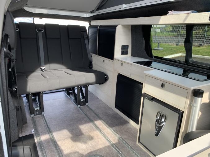 Fourgon Citroen Jumpy 2l diesel 2019 avec 7500 Km Blanc