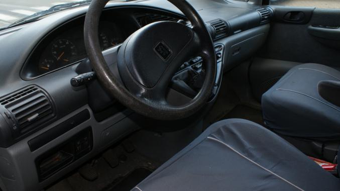 806 Peugeot 1.9 D turbo  8 places