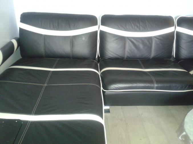  vends canapé d'angle plus fauteuil