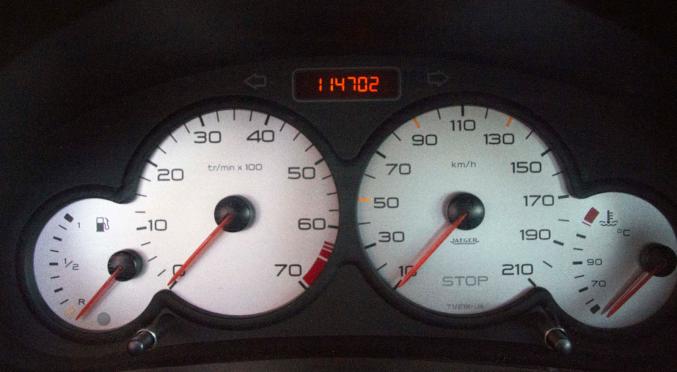 VENTRE DE PEUGEOT 206