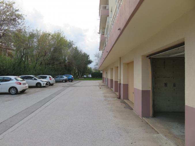 Location BOX fermé La Garde