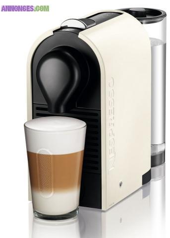 Cafetière Nespresso U Pure NEUVE + 16 dosettes offertes