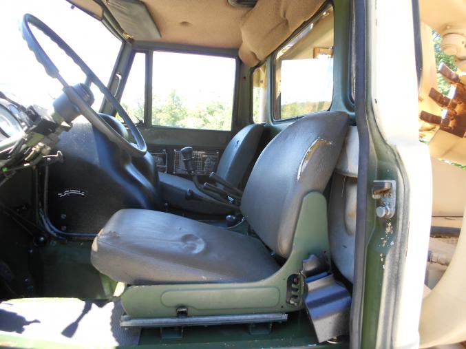 Occasion Tracteur Mercedes modèle unimog 419 année 1987,500h