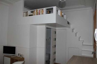 Aloué Studio meublé avec une pièce principale