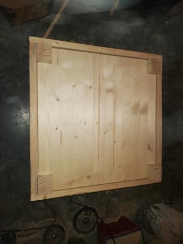 Table basse caisse vin