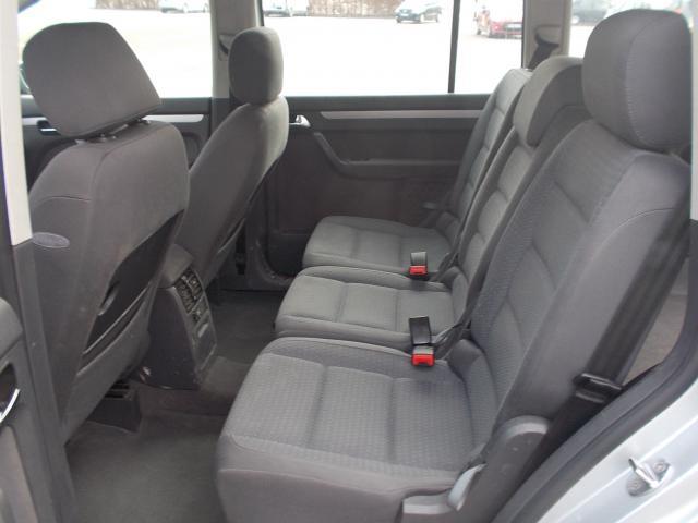 VOLKSWAGEN Touran TDI 100 CONFORT