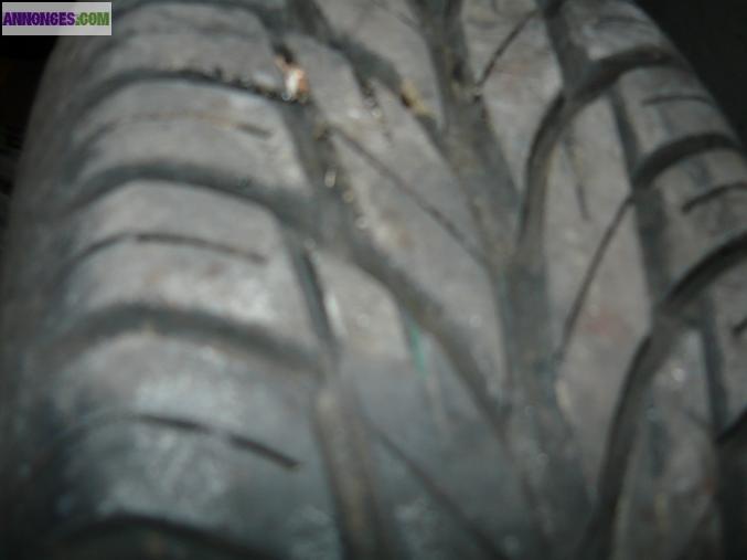 4 roues complètes 165/70/13 T