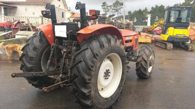 Tracteur agricole Carraro 50 cv 2000