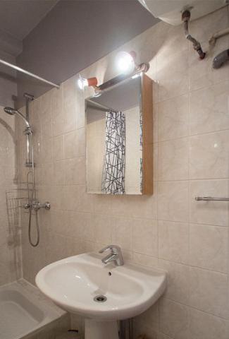 Appart*/*T1 27m²; mblé +Wifi, 1er etg, *Versailles