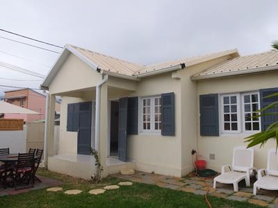 LA PLAINE ST PAUL, LOMIE MAISON DE VILLE 5P‏