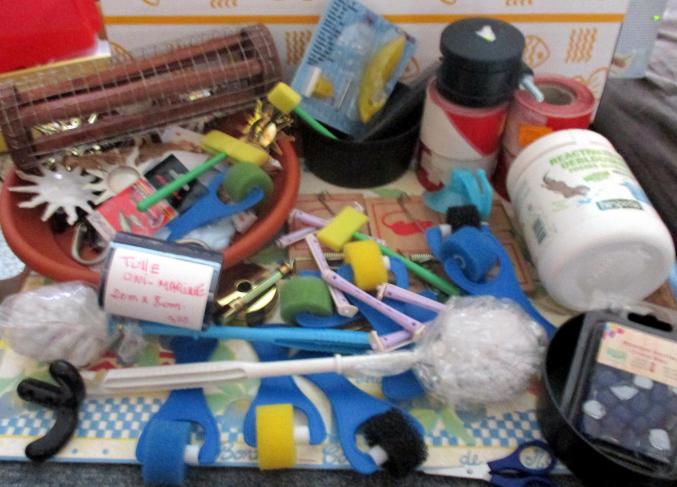 Lot de 300  pieces reventes