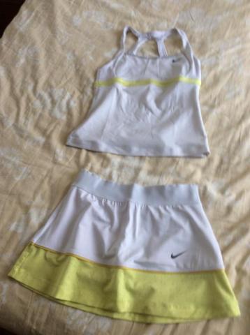 Divers vetements de sports fille de 8 à plus de 14 ans