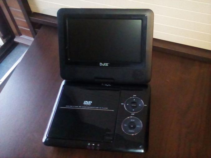 LECTEUR MULTI-MEDIA NEUF