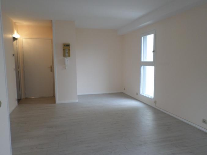 T1 bis 33m2 à louer 350€