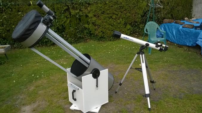 Telescope DOBSON et lunette astronomique