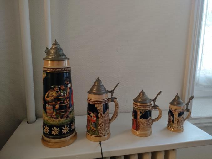 Lot de 4choppes a bière ???? traditionnels Allemandes 