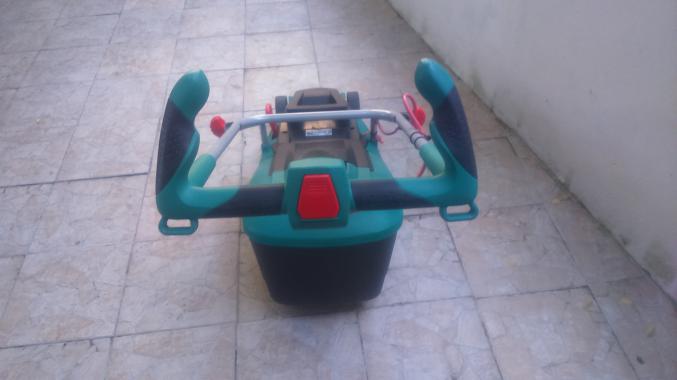 Tondeuse bosch rotak 34-ergoflex 