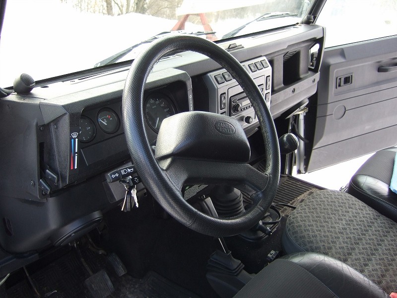 Land Rover Defender 110