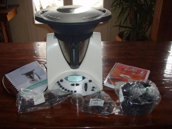 Robot thermomix