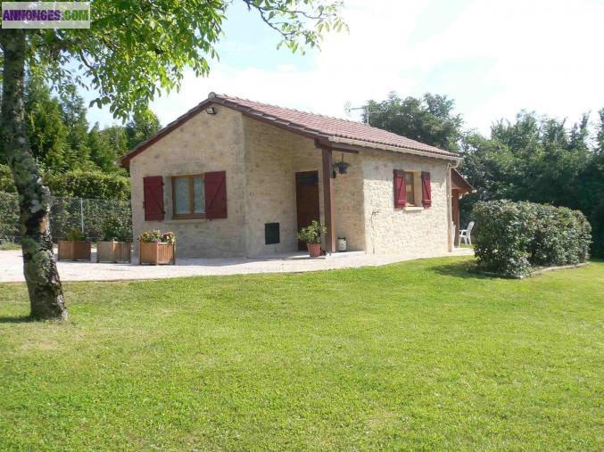 Gîte au calme avec piscine