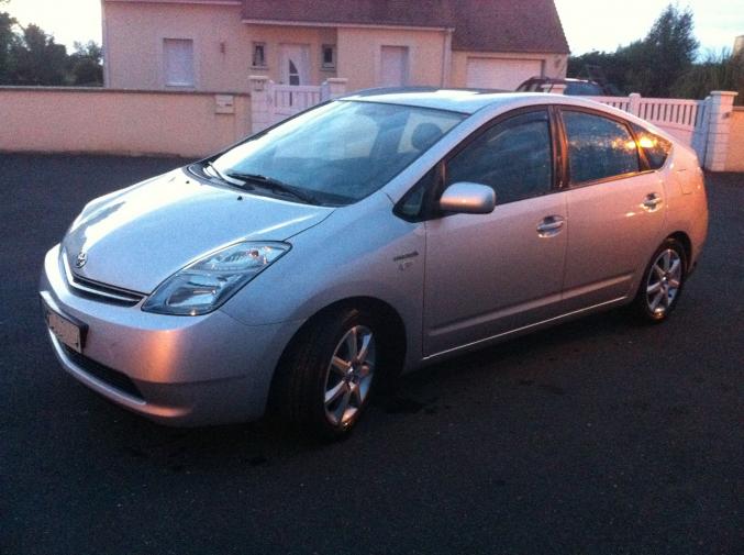 Toyota Prius 110 HYBRIDE LINEA SOL