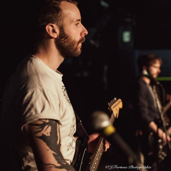 COURS DE GUITARE/BASSE A DOMICILE NANCY ET ENVIRONS