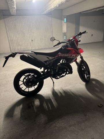 Moto MRT SM 50cc Très Belle