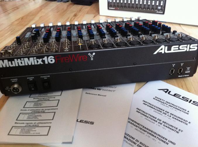 Alesis MultiMix 16 FireWire